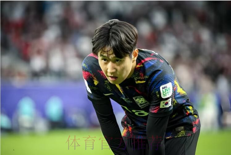 韩媒炮轰巴尔韦德铲抢李刚仁+挥拳挑衅:球迷不满